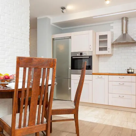 Apartment Center Czerniakowska Warsaw